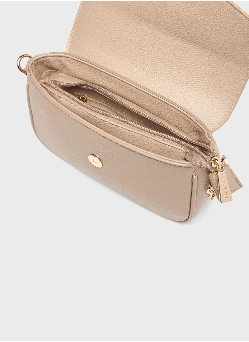 shoexpress Narrow Strap Crossbody