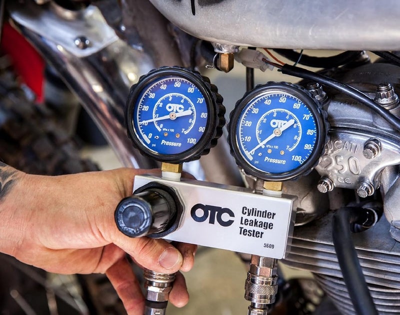 او تي سي مجموعة أدوات لاختبار تسرب الأسطوانات OTC 5609، لون أسود - Image 3