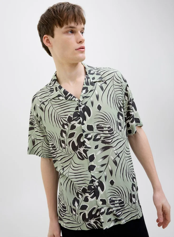 JJ Rebel by Jack & Jones JJ REBEL Printed Resort Collar Short Sleeve Shirt