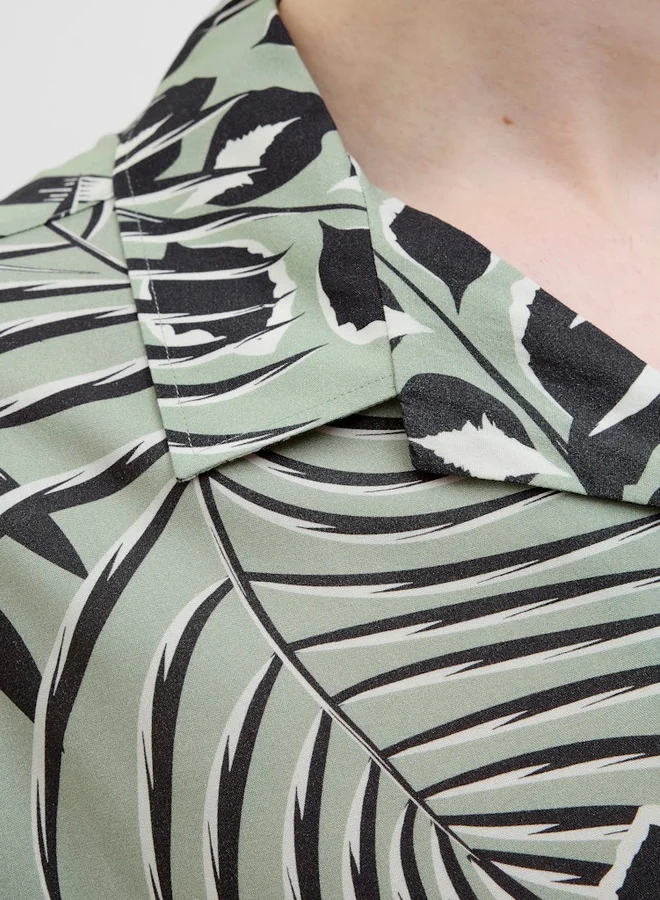 JJ Rebel JJ REBEL Printed Resort Collar Short Sleeve Shirt