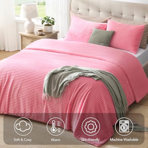 Quataly Fleece Comforter Set Queen Size-Super Warm & Lightweight Fluffy Winter Comforter(90"x90"), Luxury Fuzzy Pink Bed Set with 2 Pillowcases - Image 3