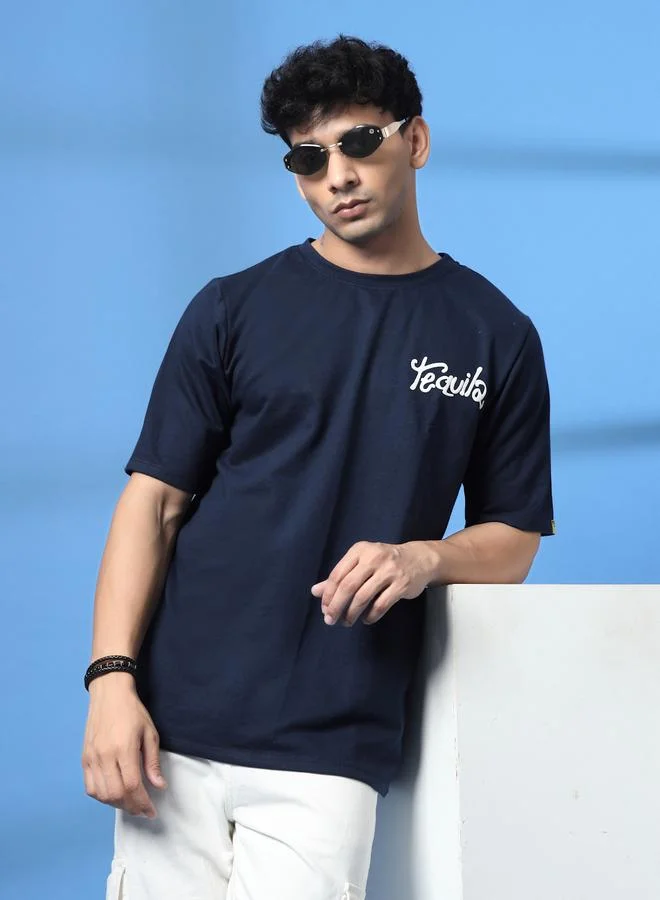 تايك تو تيشيرت بقصة واسعة بطبعة جرافيك خلفية