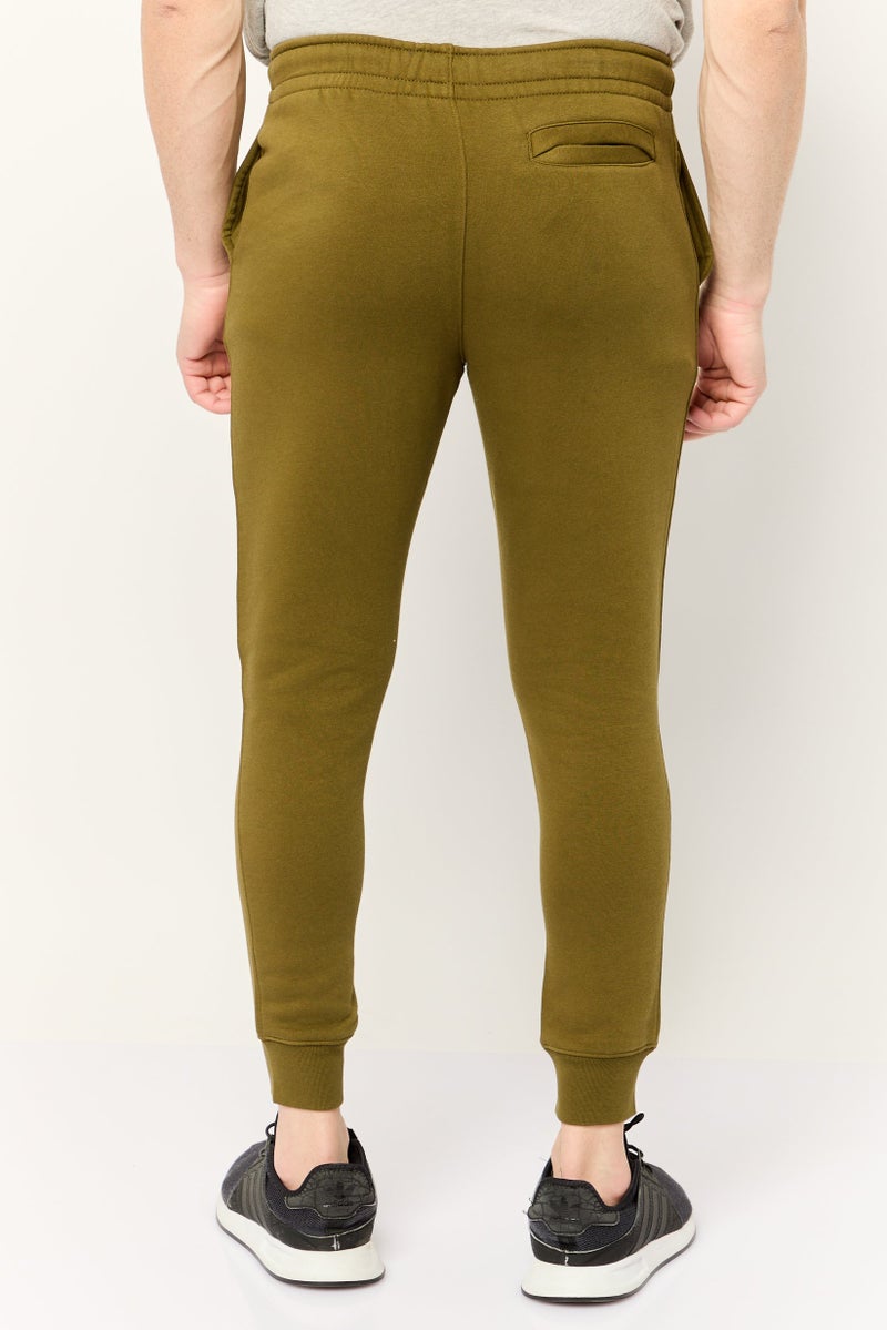 Levi's سروال جوجر للرجال بقصة عادية مع شعار العلامة التجارية، أخضر - Image 4