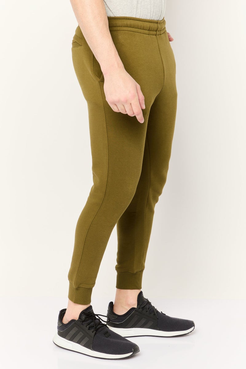 Levi's سروال جوجر للرجال بقصة عادية مع شعار العلامة التجارية، أخضر - Image 3