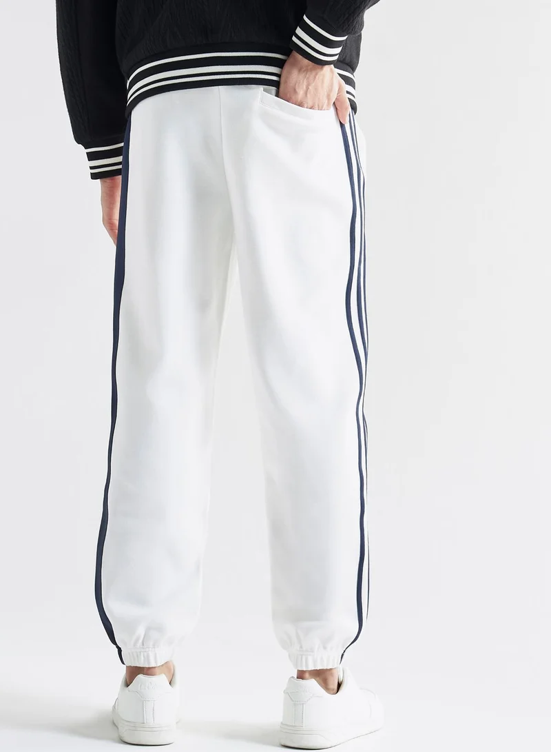 FAV Logo Cuffed Sweatpants