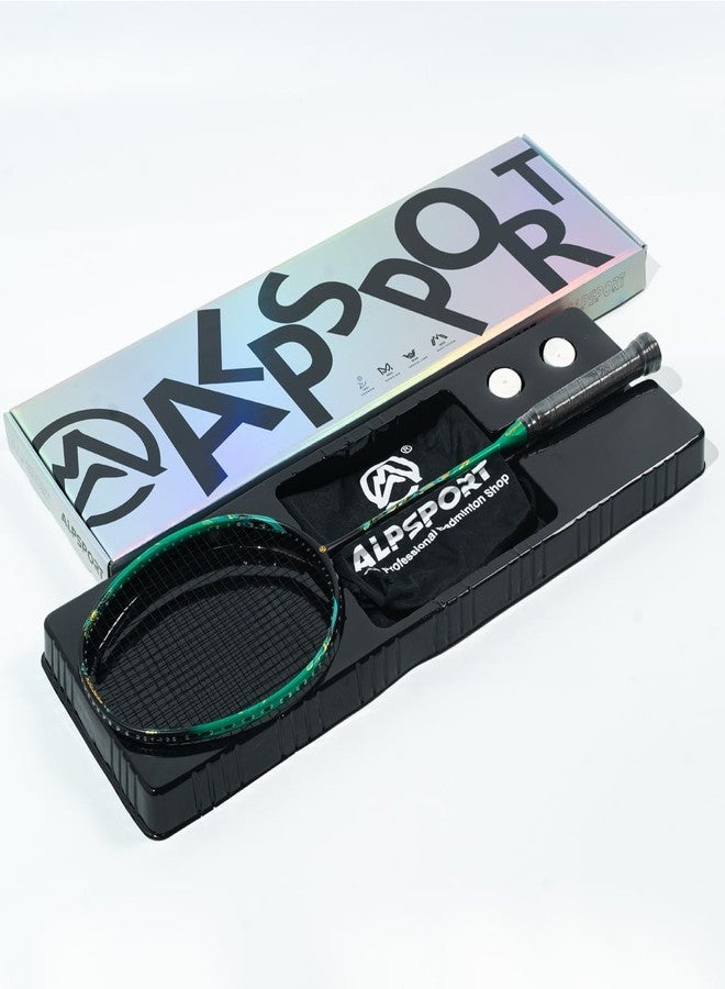 ALPSPORT مضرب تنس الريشة الاحترافي ALPSPORT Peacock 4U G5 6.8mm 40T Graphite Shaft Max 35LBS T800، مصنوع من ألياف الكربون الكاملة بتقنية التشكيل الثانوي، مع علبة هدايا، وحقيبة فلانيل واحدة، وشريطين للمقابض (أسود). - Image 1