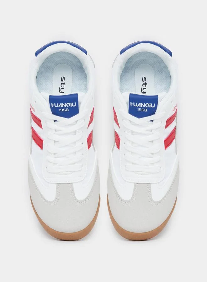 Styli Styli Contrast Striped Lace Up Sneakers