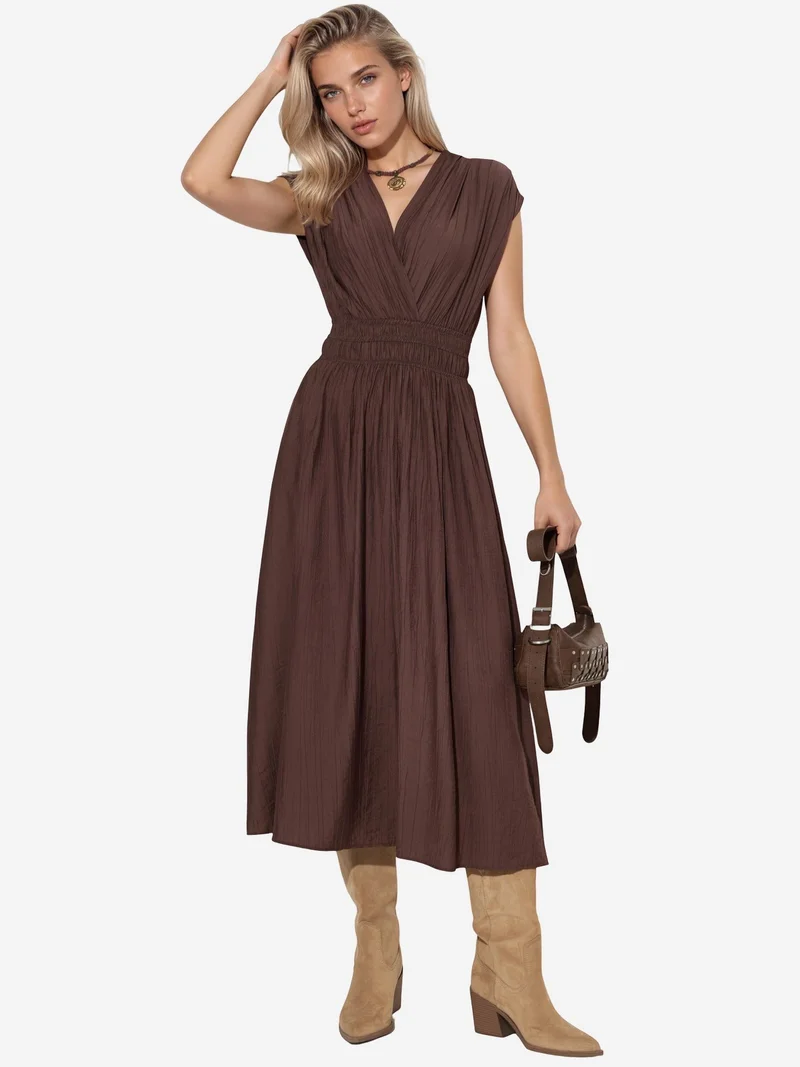 بوسيم BUSEM Textured V-Neck Midi Dress