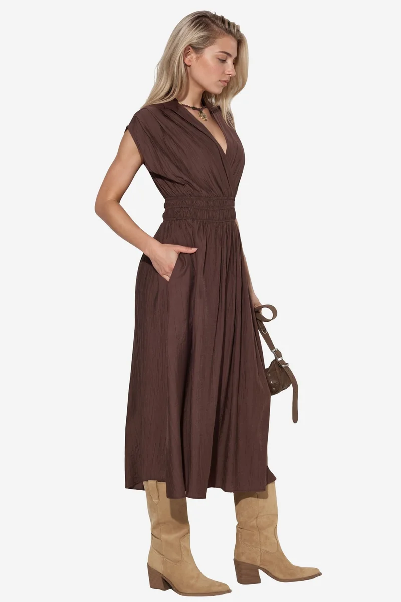بوسيم BUSEM Textured V-Neck Midi Dress