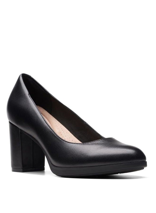 clarks Women's Bayla Skip Pump, Black Leather, 9.5 Wide - Image 2