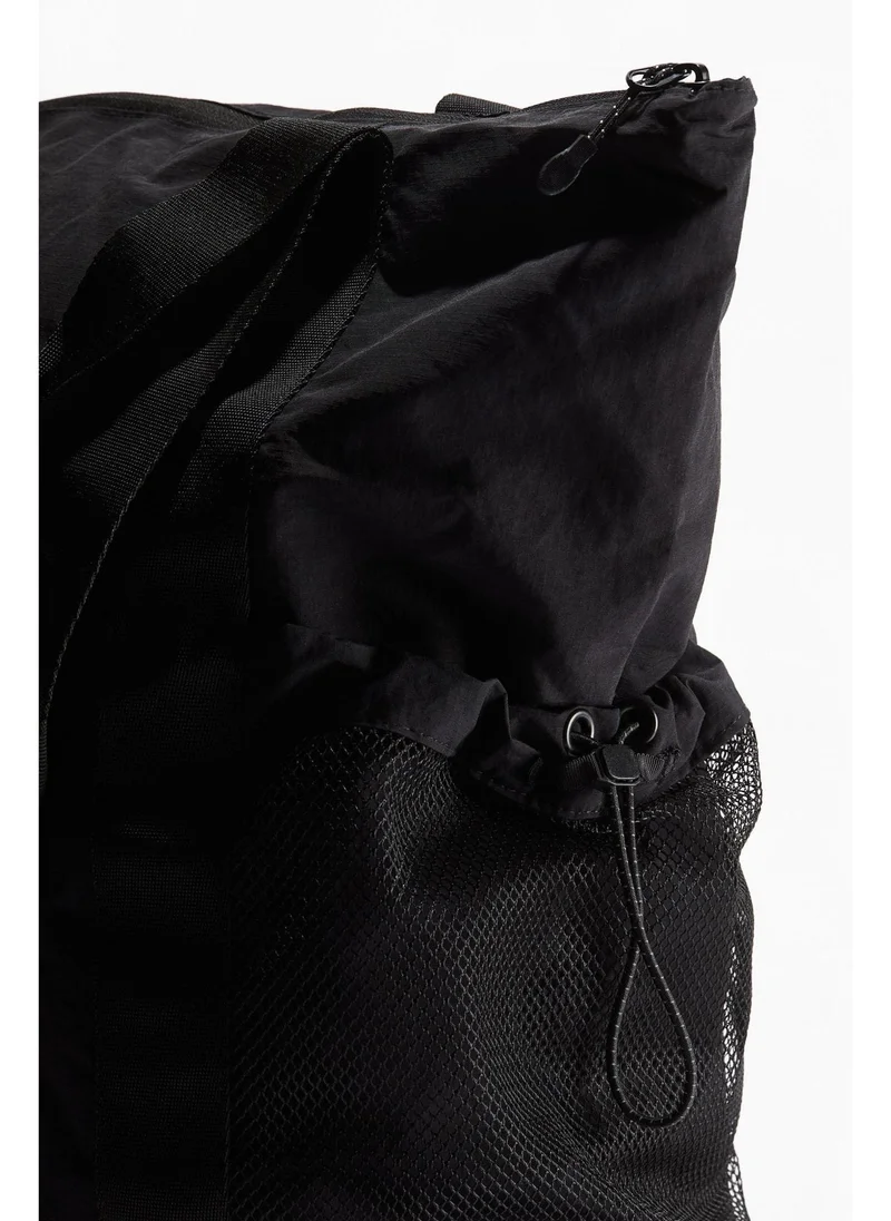 H&M Water-repellent sports bag
