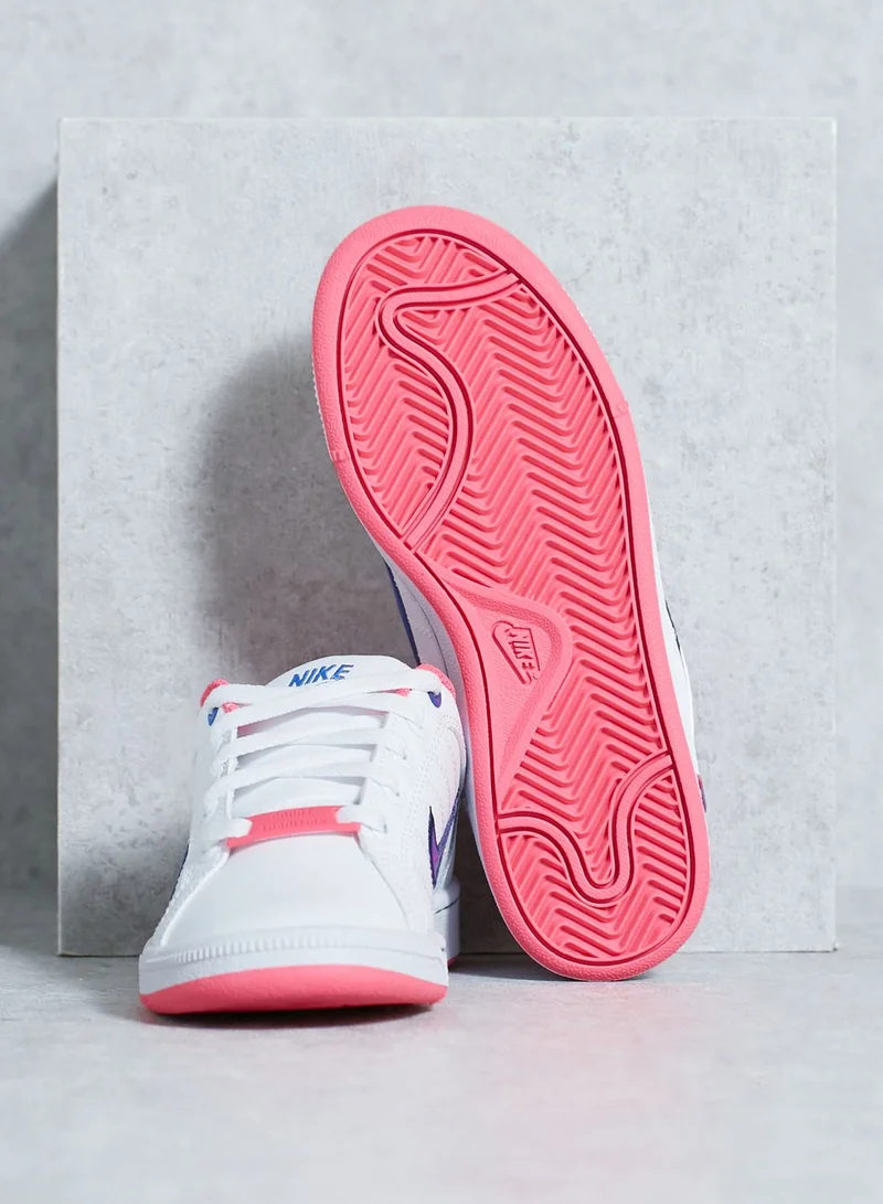 Nike Court Tradition 2 Sneakers