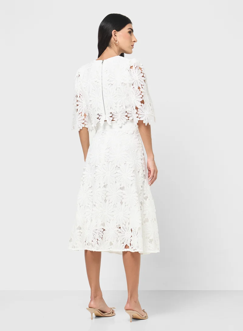 ايلا Lace Top & Skirt Set