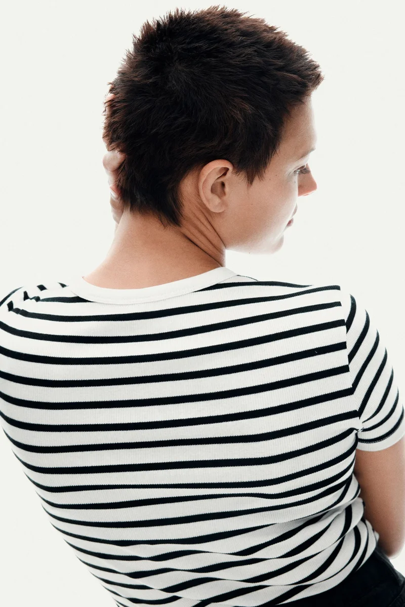 اتش اند ام Ribbed T-shirt