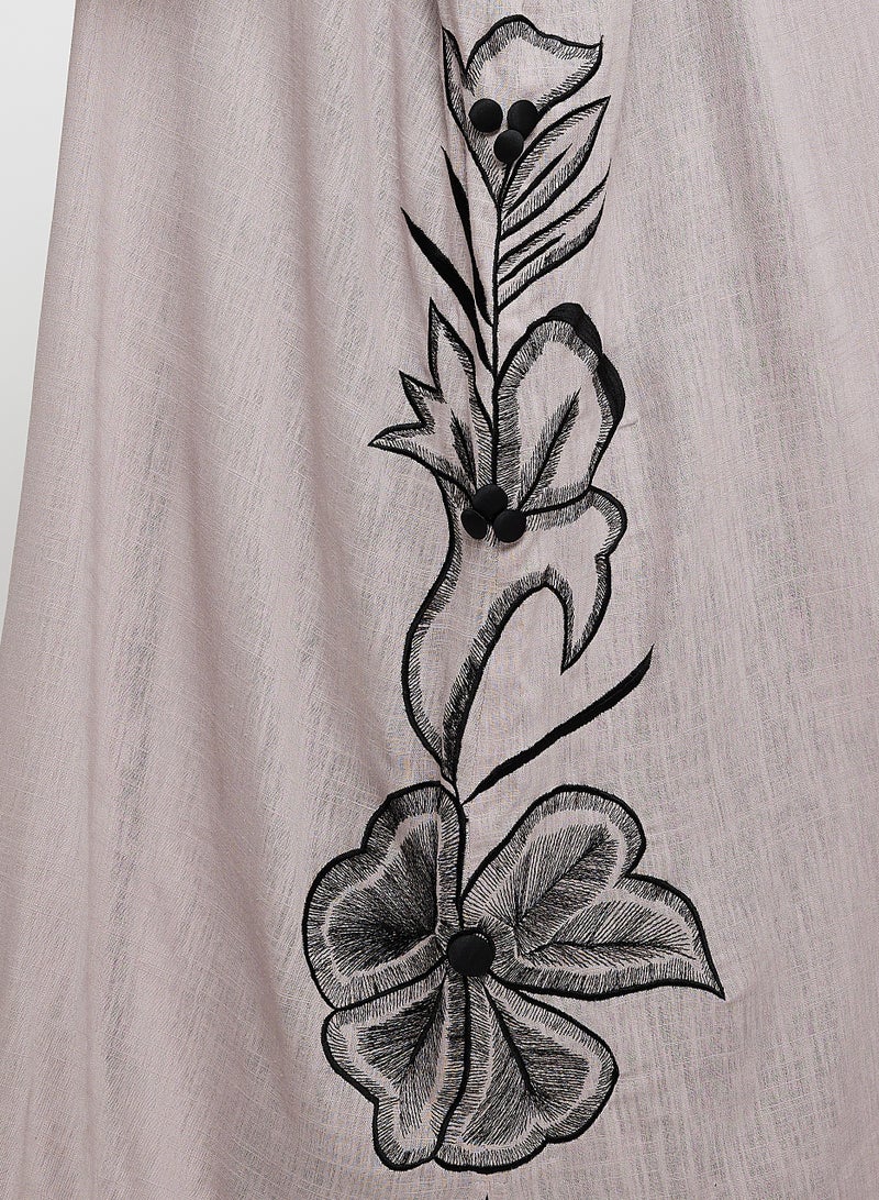 Rosette Abaya Elegant Bisht style with black piping embroidery - Image 4