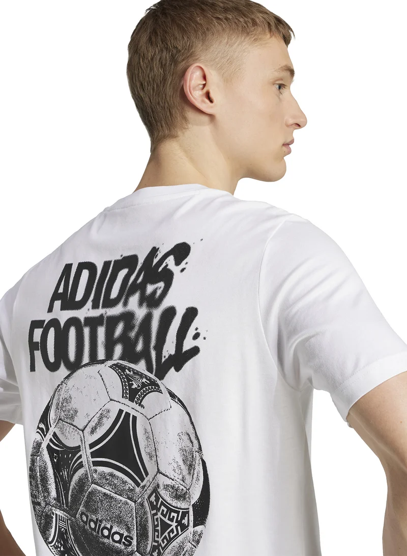 adidas تيشيرت جرافيك تاريخ كرة القدم تانجو