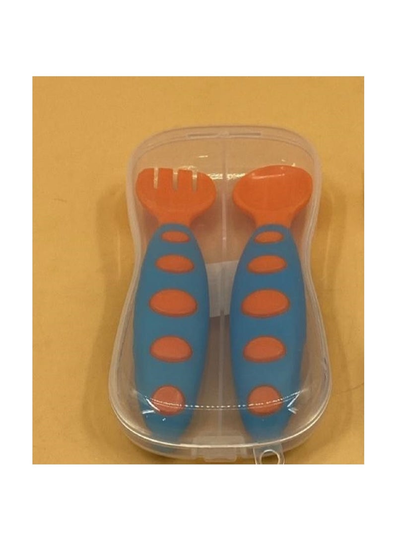 Two-piece set of spoon and fork for children,