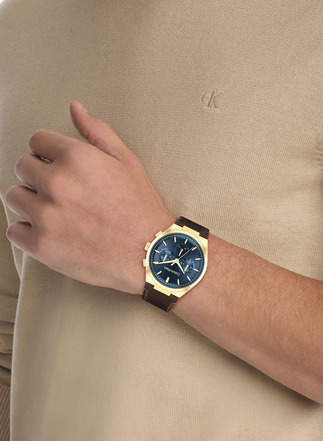 CALVIN KLEIN ساعة يد جلدية دائرية الشكل للرجال 25200445 - 44 مم - Image 4