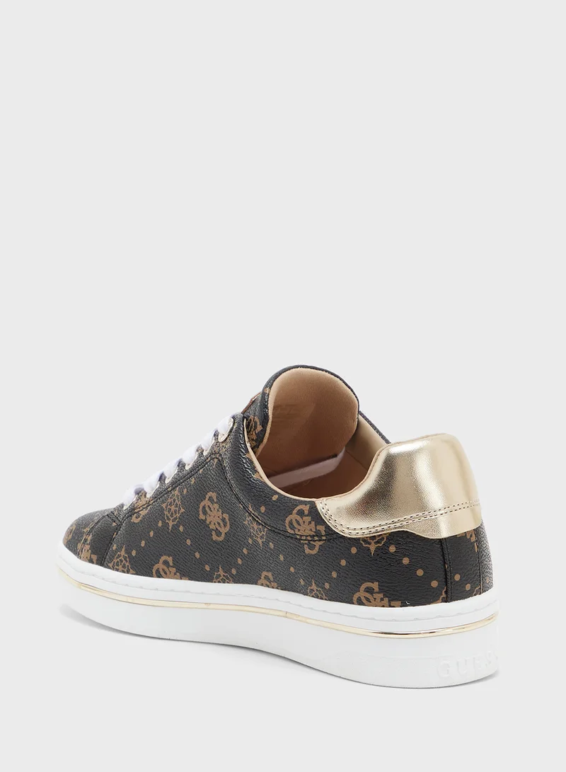 جس Lace Up Low Top Sneakers