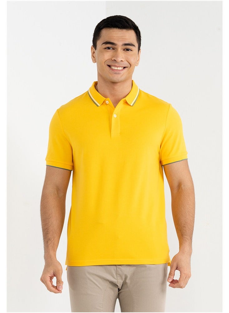 GIORDANO Men's Polo Yellow  - Image 1