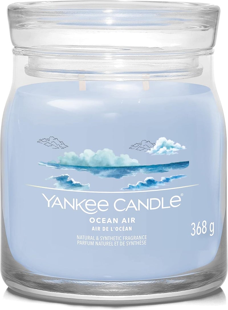 YANKEE CANDLE شمعة يانكي كاندل المعطرة | شمعة متوسطة بحجم جرة برائحة هواء المحيط مع فتيلين مزدوجين | شمعة مصنوعة من مزيج شمع الصويا تحترق لفترة طويلة | هدايا مثالية للنساء - Image 1