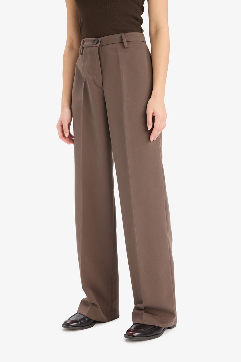 DeFacto Woman Wide Leg Trousers - Image 4
