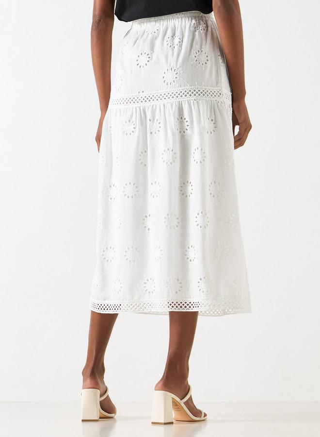 تواكستريمز تنورة ميدي إيه لاين بارزة الملمس بخصر مطاطي وتفاصيل شيفلي من تو إكستريمز - Image 3