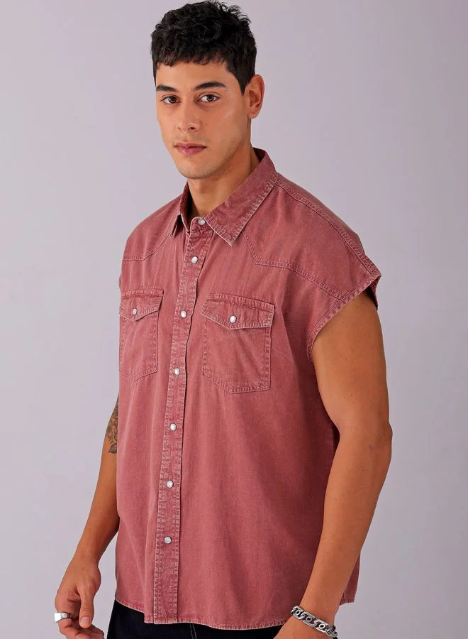 The Indian Garage Co Men Boxy Fit Solid Sleeveless Regular collar Double Flap Pocket Street Wear Shirt