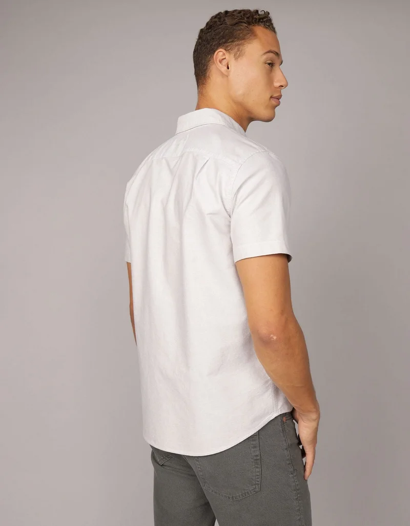 American Eagle AE Short-Sleeve Classic Fit Button-Up Shirt