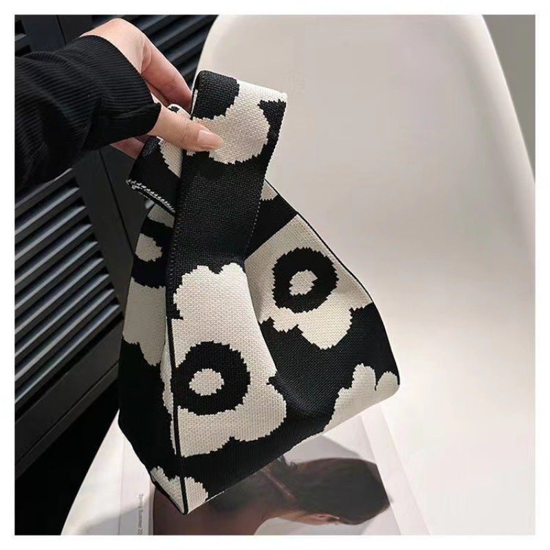 Women'S Knitted Bag Cute Panda Handbag Bucket Bag Japanese And Korean Style All-Match Hand Casual Tote Bag Lunch Bag - Image 5