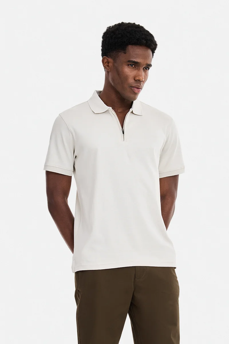 سنيتش Beige Solid Half Sleeve Regular Fit Casual T-Shirt