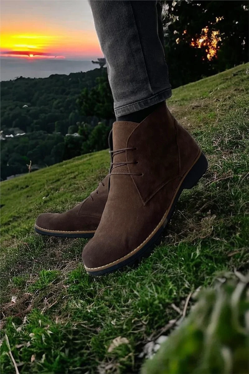 Liger Classic Lace-Up Ankle Boots for Men Sand