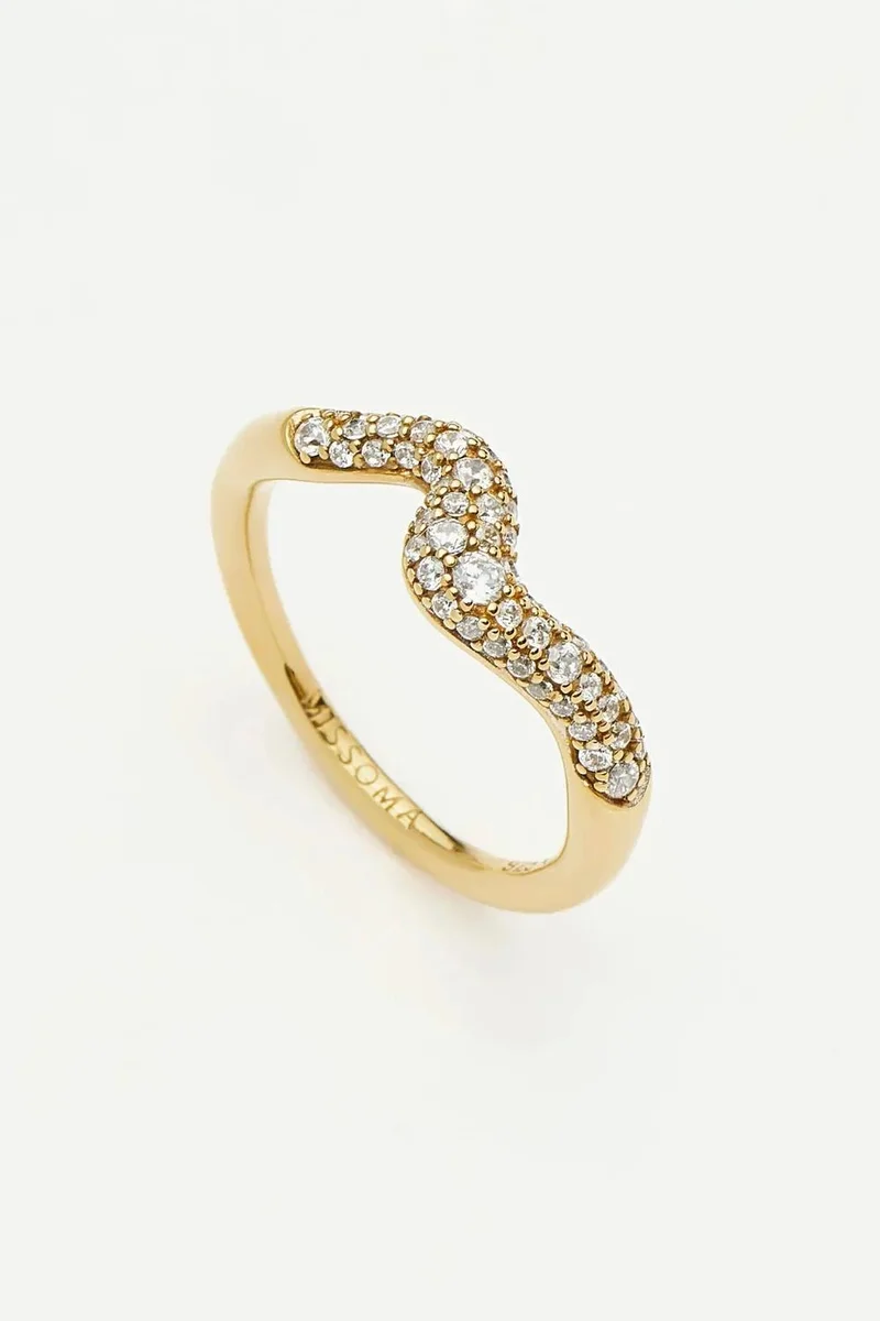 ميسوما Petite Delicate Wave Band Ring