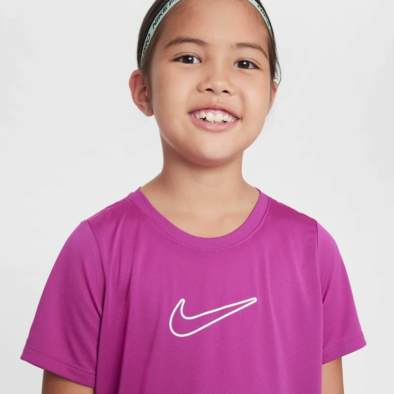 Nike Nike One Fitted