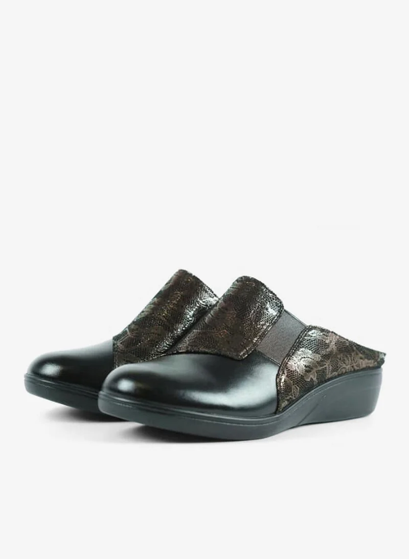 Zayna Black 092-3173 Zayna Ladies Casual Slides 2418-32A Black for Women | Best Price UAE