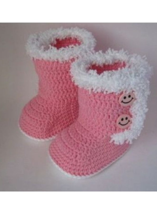 Crochet baby winter shoes
