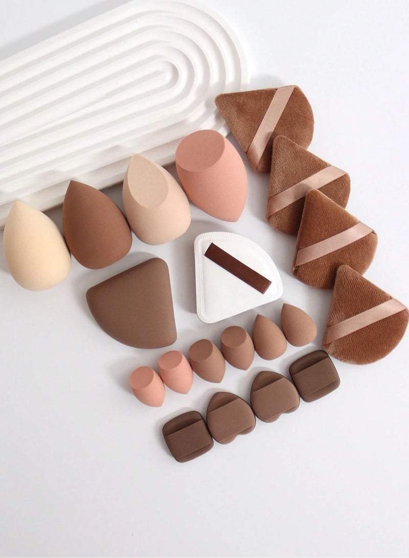 المنزل والمنزل مجموعة إسفنجات المكياج المكونة من 14 قطعة تتضمن 2 منفوخة بودرة مثلثة، و2 منفوخة بودرة مثلثة متوسطة، و4 بيضات مكياج، و3 بيضات مكياج صغيرة، و3 منفوخات هوائية صغيرة للأصابع، جميعها معبأة في زجاجة شفافة، مصنوعة من مادة فائقة النعومة - Image 3