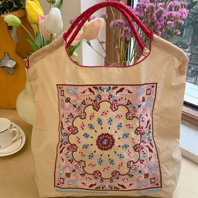 Embroidered Cashew Flower Canvas Tote Bag Beige cashew flower