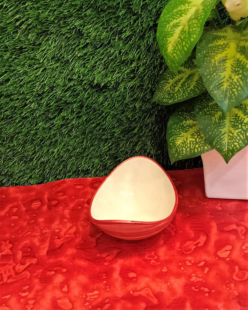 Caffeine طقم عشاء سيراميك يدوي من كافيين باللون البرتقالي والبيج (طقم من 8 قطع) - Image 5