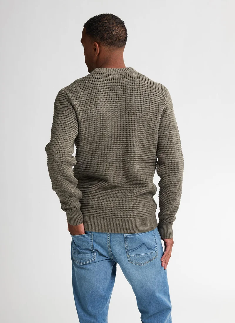 بترول اندستريز Men Knitwear Round Neck Basic