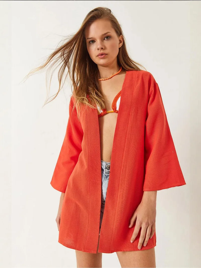 بيانكو لوتشي كيمونو لوكسي من مزيج الفيسكوز والكتان