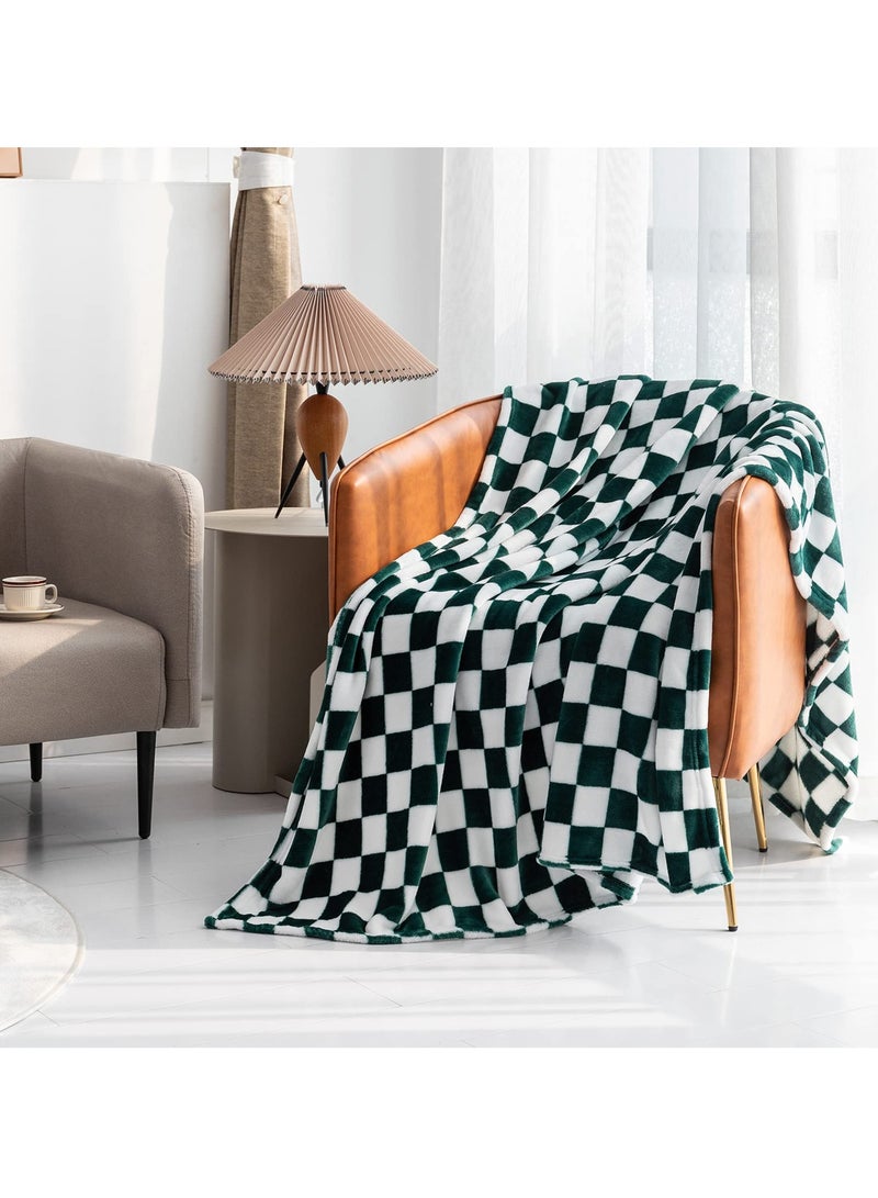 Luxurious Green Checkered Flannel Throw Blanket, Soft and Cozy for Couch, Bed, All-Season Comfort, 150 x 130 cm - Image 5