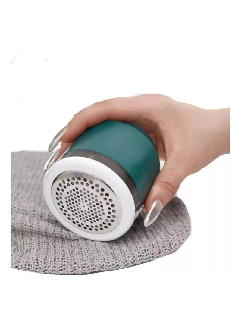 هابي هوم مزيل وبر كهربائي للملابس والبطانيات والستائر والأرائك – مزيل الزغب والشعر والغبار – شفرة فولاذية 6 شفرات آمنة على الأقمشة – بطارية ليثيوم قابلة للشحن طويلة الاستخدام – جهاز سهل الاستخدام لتنظيف الملابس الشتوية والأقمشة الناعمة - Image 3