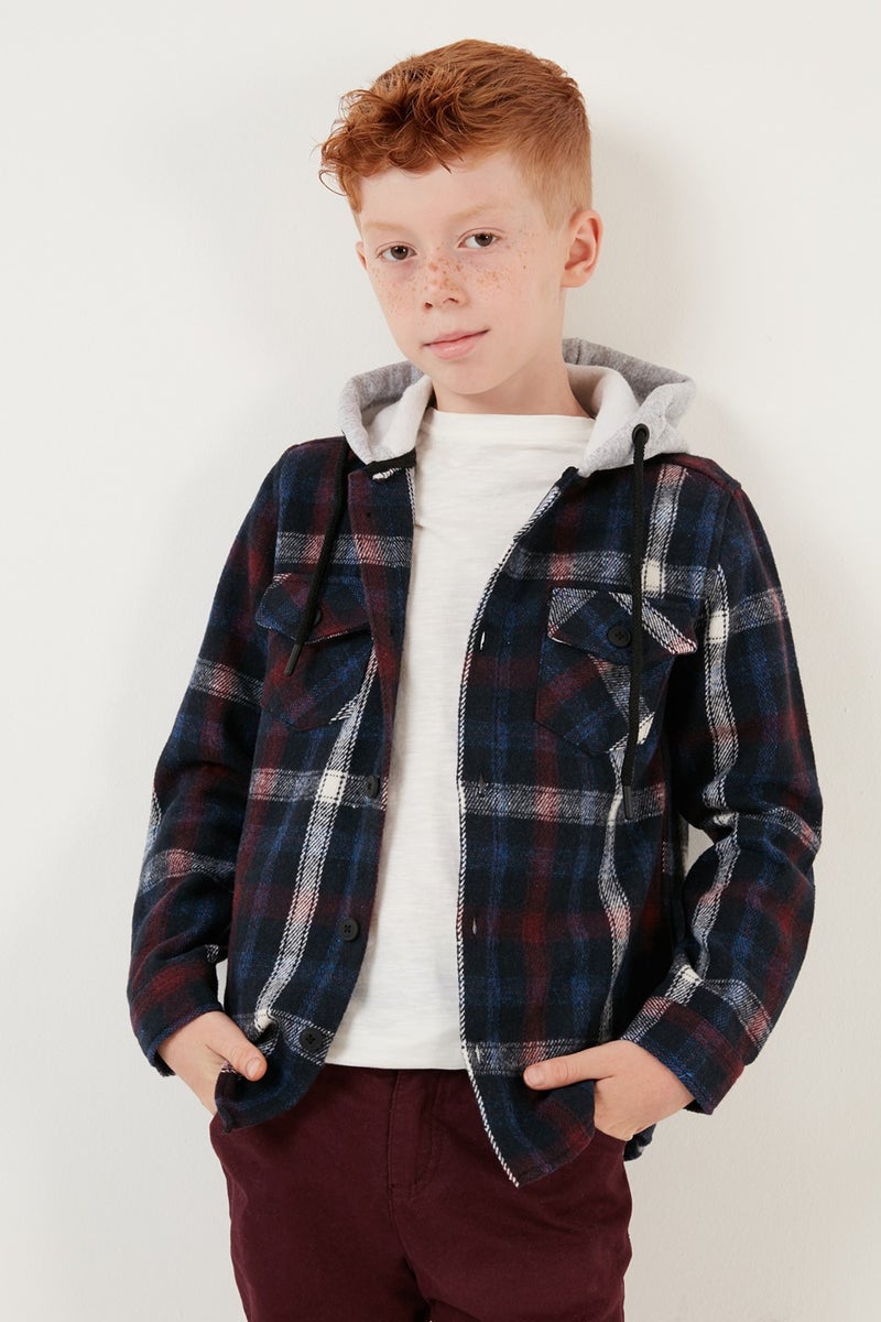 Lela قميص شتوي منقوش بجيبين وغطاء رأس للأولاد من Lumberjack CF24W81780  - Image 4
