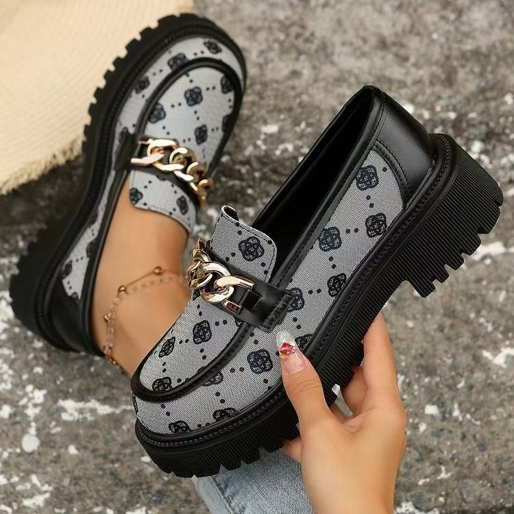 Women's Vintage Chunky Mid Heel Round Toe Slip-On Dress Shoes - Image 1