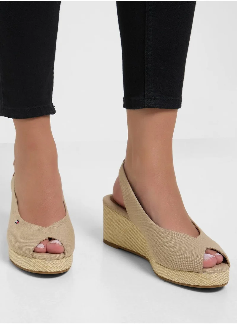 تومي هيلفيغر MID WEDGE SLINGBACK ESPADRILLES