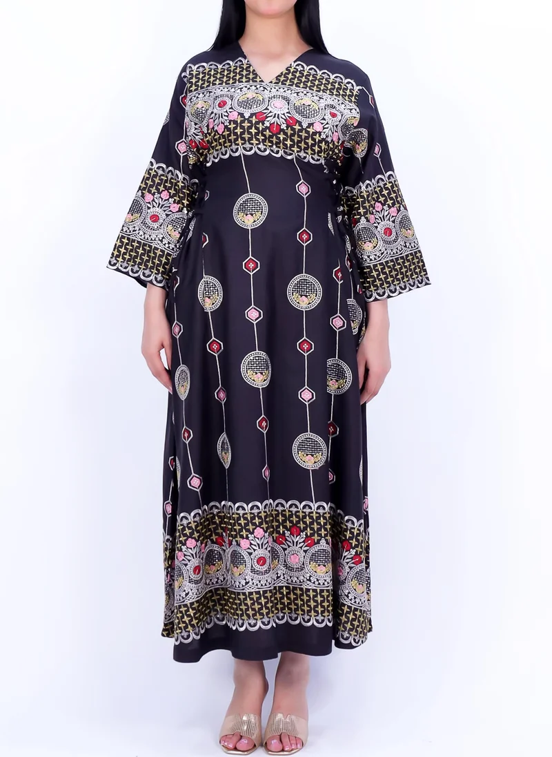 ان لاف An elegant and luxurious women dress.