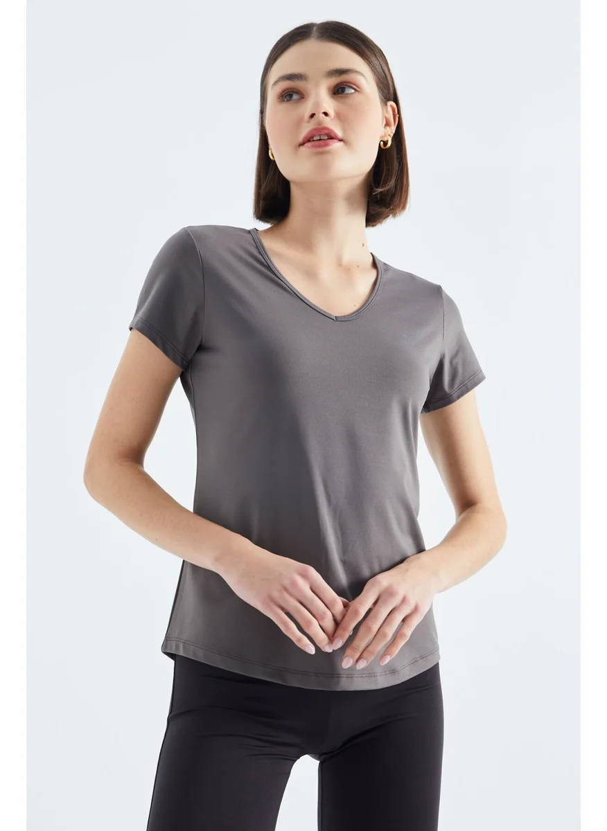 تومي لايف Gray Basic Short Sleeve Standard Pattern V Neck Women's T-Shirt - 97145