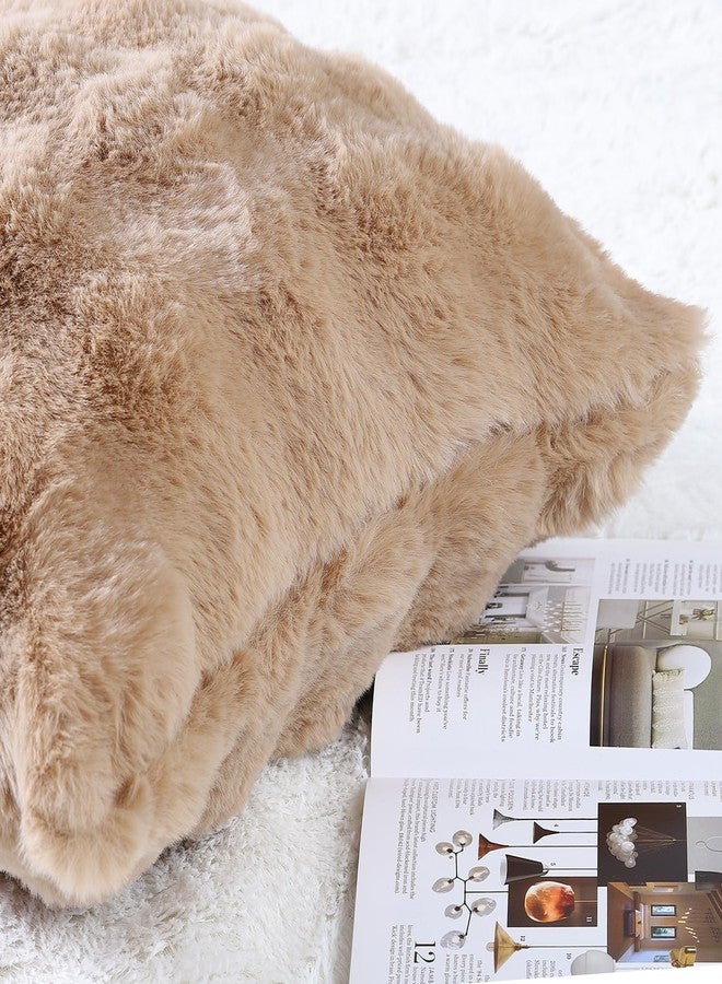 MADIZZ مجموعة من غطاءي وسادة من الصوف السميك الفاخر من ماديز، مقاس 18×18 بوصة، لون جملي ناعم، غطاء وسادة مزخرف للأريكة وغرفة النوم - Image 3