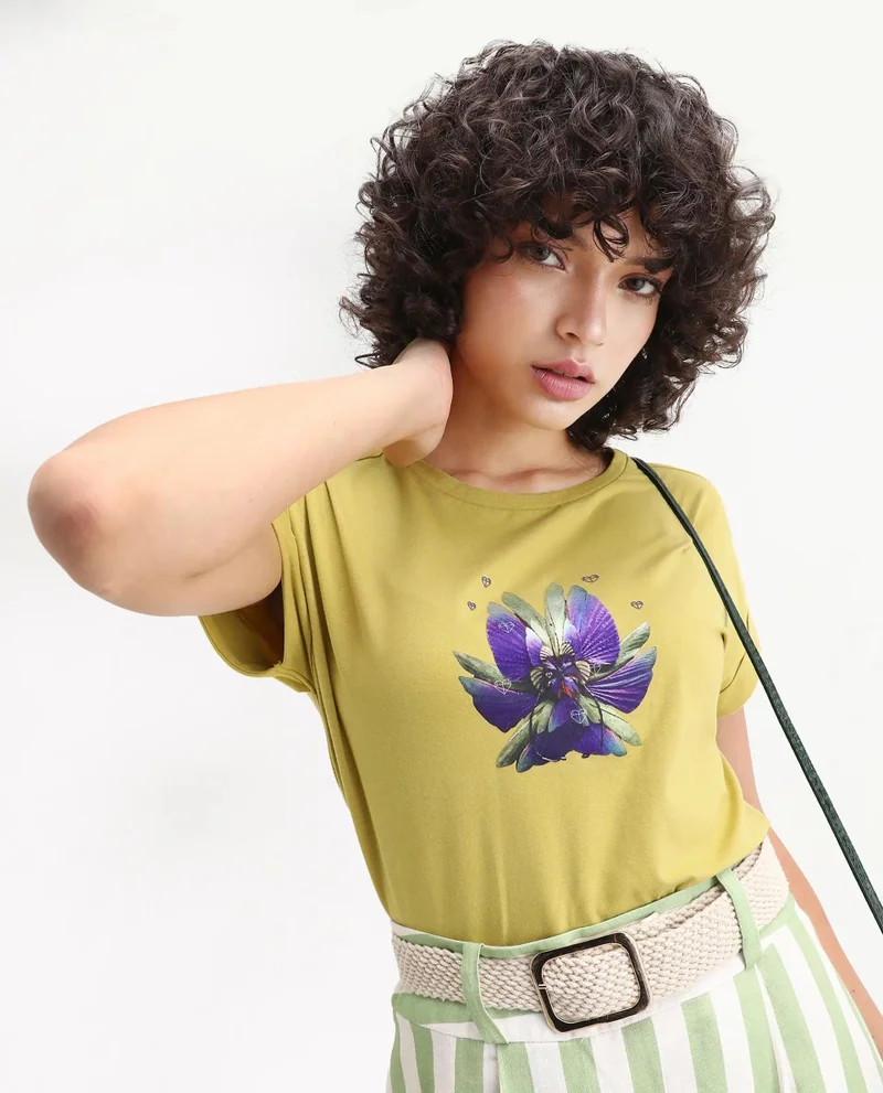 Rareism Women's Relaxed Fit Graphic T-Shirt